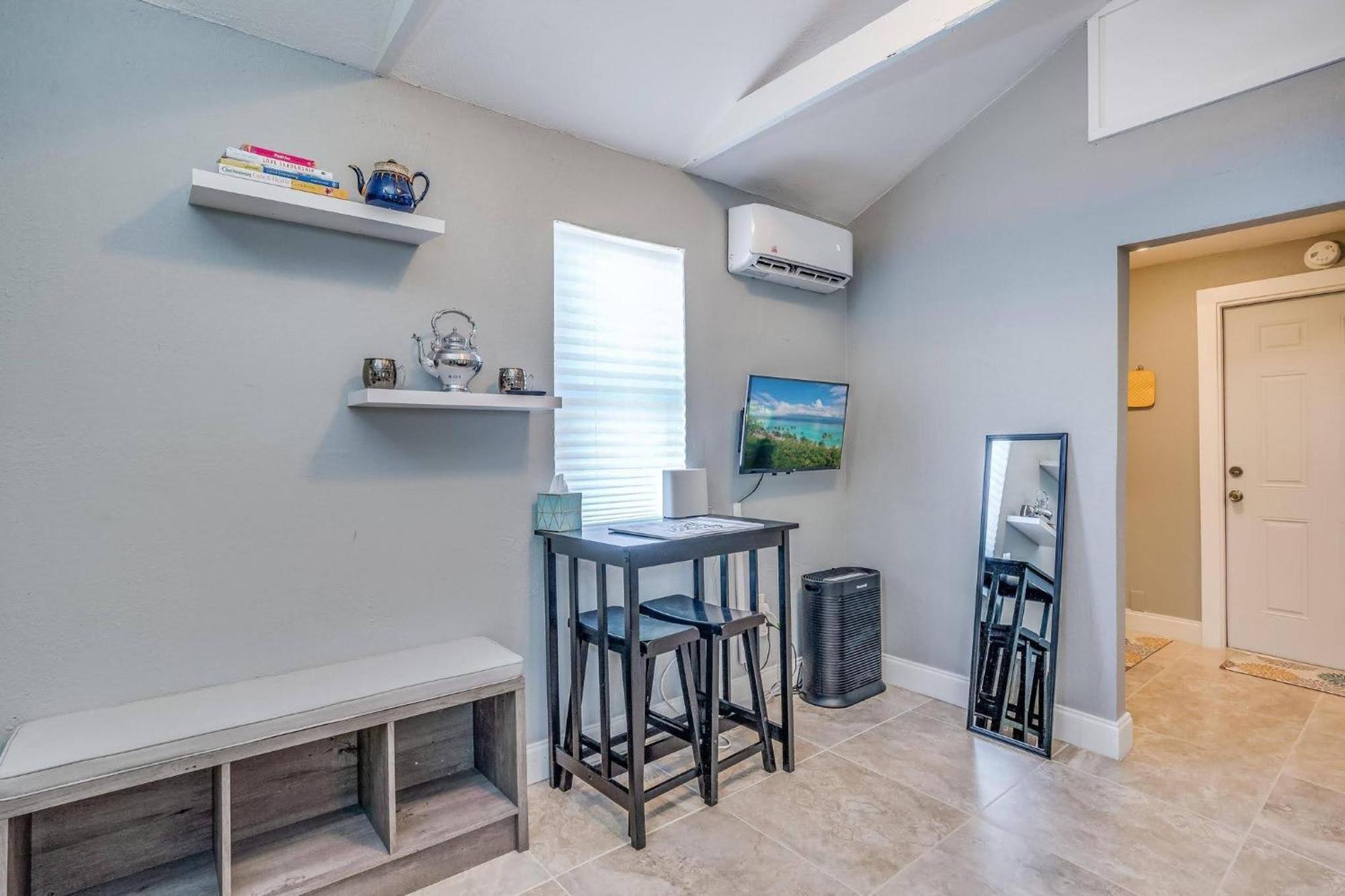 Cozy Comfy Studio With Full Sofa Bed And Kitchenette West Palm Beach Exterior foto